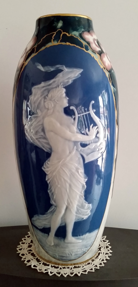 
															Vase porcelaine
														