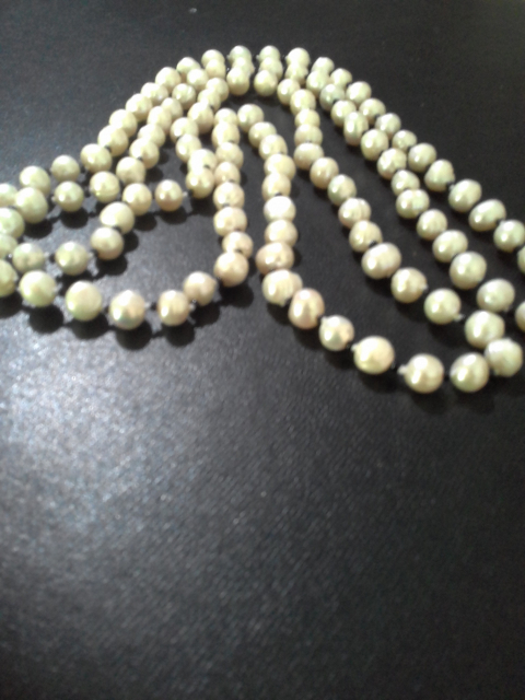 
															collier de perle naturel
														