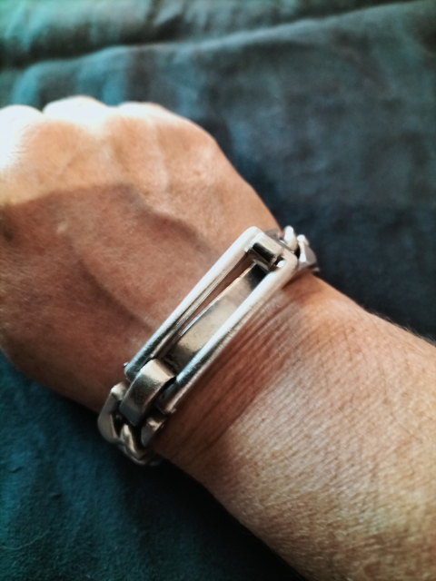 
															Bracelet Hermès argent
														