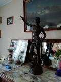 
															Bronze David et Goliath
														