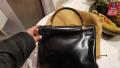 
															Sac Kelly Hermès noir très bon etat
														