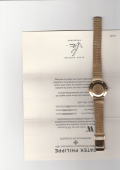 
															Patek Philip  montre et bracelet OR année 1975  entretenue bon état de marche
														