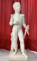 
															statue en plâtre du duc de Chambord
														