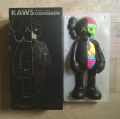 
															kaws companion & twins
														