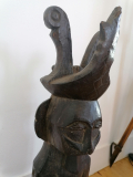 
															Statue masculine; îles Nias (Océanie)
														
