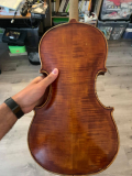 
															Violon Carlo Carletti datant de 1915
														