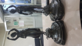 
															2 statue homme et femme anglaise en argent hauteur 36cm largeur de socle 17cm poids les 2( 2350)g les 2 statue démontable par des croux en argent
														