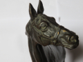 
															Cheval en bronze de Gaston d'Illiers sur socle en marbre
														