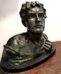 
															buste en bronze signé WEBER
														