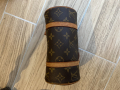 
															Sac papillon louis Vuitton
														