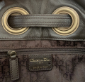 
															Sac Dior en nubuck motif cannage très bon état
														