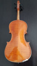 
															Violon de luthier
														