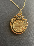 
															Collier et pendentif - OR 9 carats - wedgwood Classical drop
														