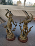 
															Statues
														