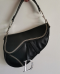 
															Sac saddle Dior cuir noir surpiqûres blanches
														