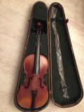 
															VIOLON ANCIEN
														