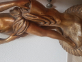 
															SCULPTURE BOIS :Statue en bois de 80 cm de haut sur piédestal de 50 cm ,Baigneuse d'après Falconet . NON SIGNE
														