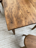
															Table de ferme pin et chêne restaurée
														