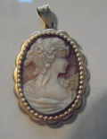 
															Pendentif Or 18Carats Camée Coquillage
														