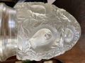 
															vase lalique
														