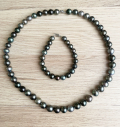 
															Collier et bracelet perles de Tahiti
														