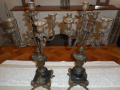 
															2 chandeliers anciens
														