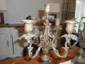 
															2 chandeliers anciens
														