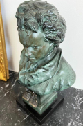 
															Sculpture bronze Beethoven signée G.Leroux
														
