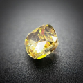 
															Diamant - 0.51 ct - Coussin - Jaune brunâtre intense - VS2
														