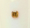 
															Diamant - 0.30 ct - Coussin - Jaune orangé profond
														