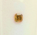 
															Diamant - 0.30 ct - Coussin - Jaune orangé profond
														