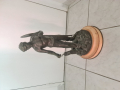 
															Statue de bronze - Mineur signée Rousseau
														