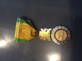 
															Trois médailles militaire
														