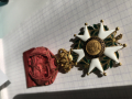 
															Légion d’honneur Henri IV 1830 honneur et patrie
														