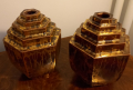 
															LOT DE 2 VASES
														