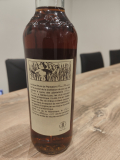 
															Rhum trois rivières 1977 numéroté
														